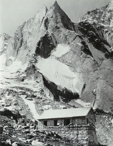neue sciora hütte 230