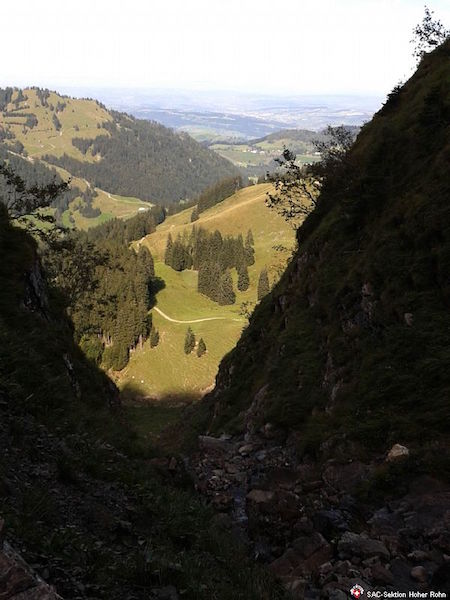 Eigental-Tomlishorn 2128m (W/B/T3) Georg Albisser