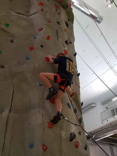 Kletterhalle (K/B/3a) Christian Wirz-Töndury