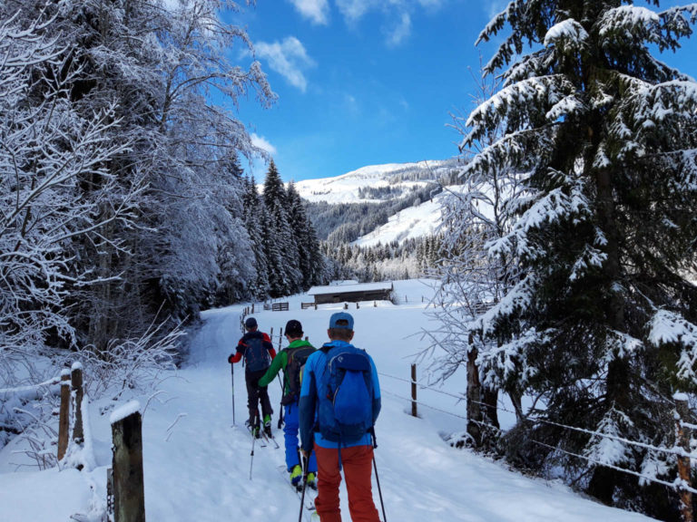 015_SKI_Windau200226_Maeni_041_red
