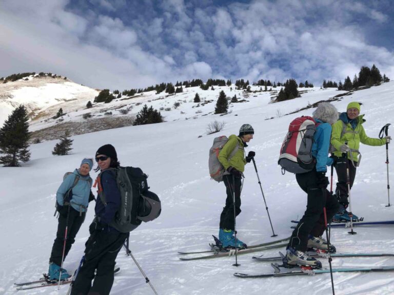 Kurze Pause auf 1750m Gipfel links oben