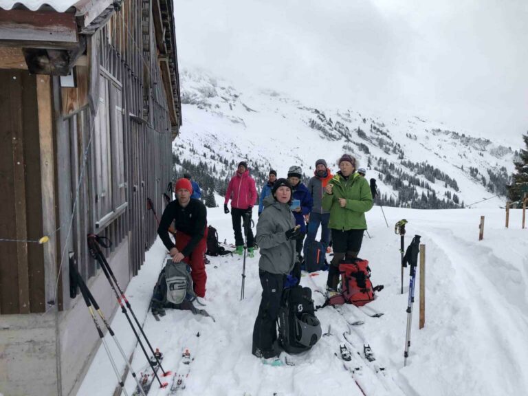 Pause bei 1580m im Aufstieg zum Biet