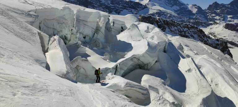 Abfahrt durch Eisbruch