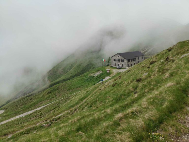 SAC_Comersee_024_230614_JorioAuf_Hütte