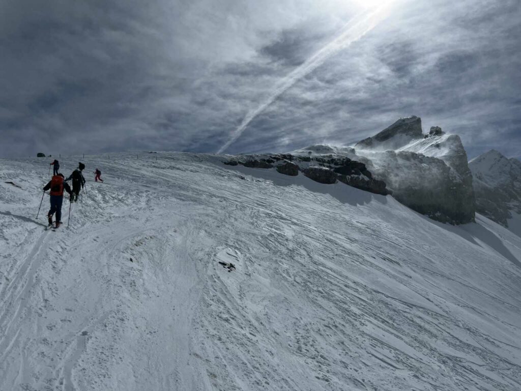 Isisizer Rosswiss 2334m (statt Näbelchäppler), WS+, 1050m, 3 1/2 Stunden (S/A/ZS+) Christian Pittrof